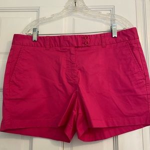 Vineyard Vines- Ladies Dayboat Shorts size 12